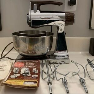 1950s Sunbeam Deluxe Mixmaster Vintage Stand Mixer – Tested & Working – 2 Bowls